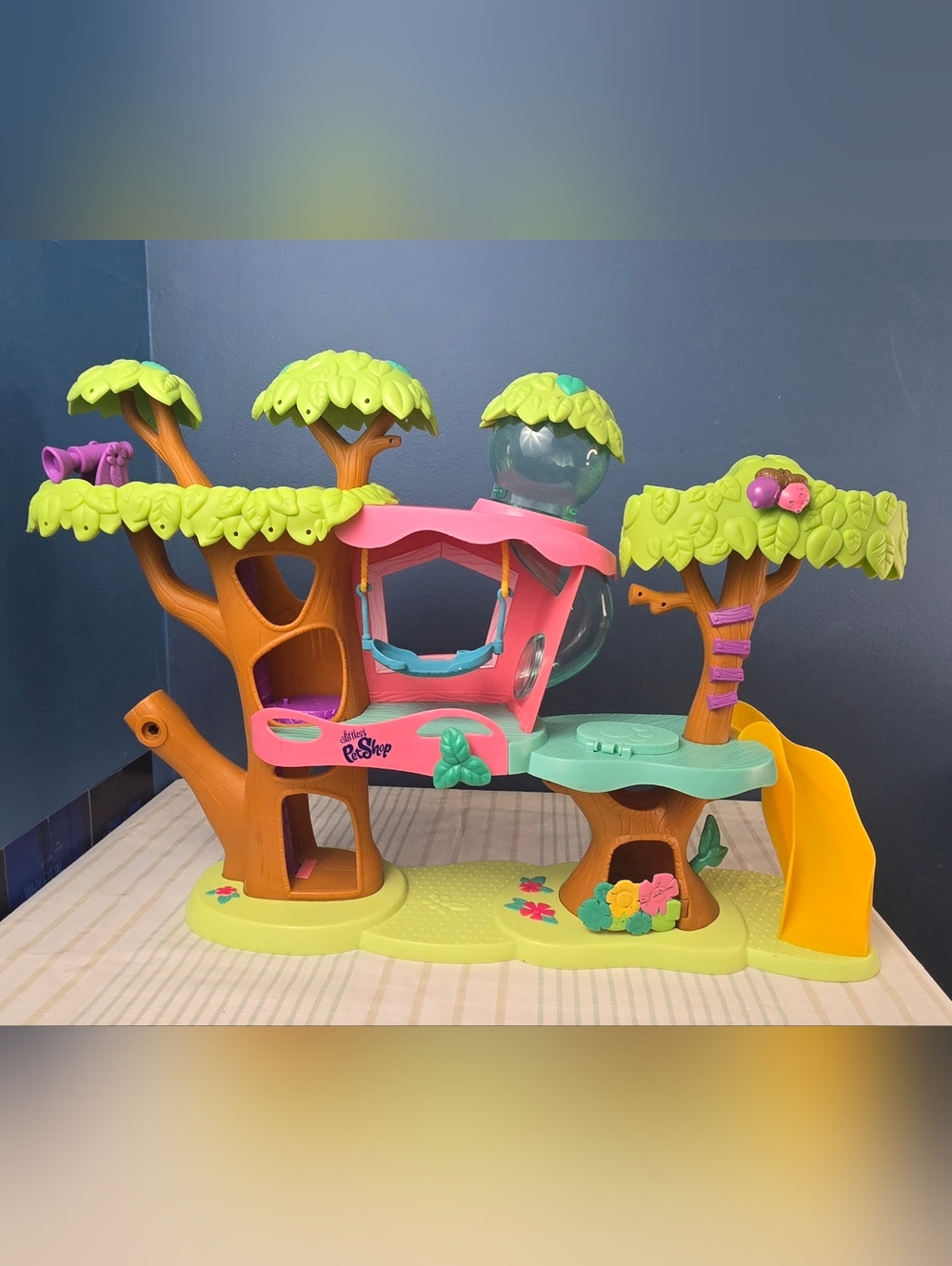 Littlest Pet Shop LPS Magic Motion Tree House Playset INCOMPLETE